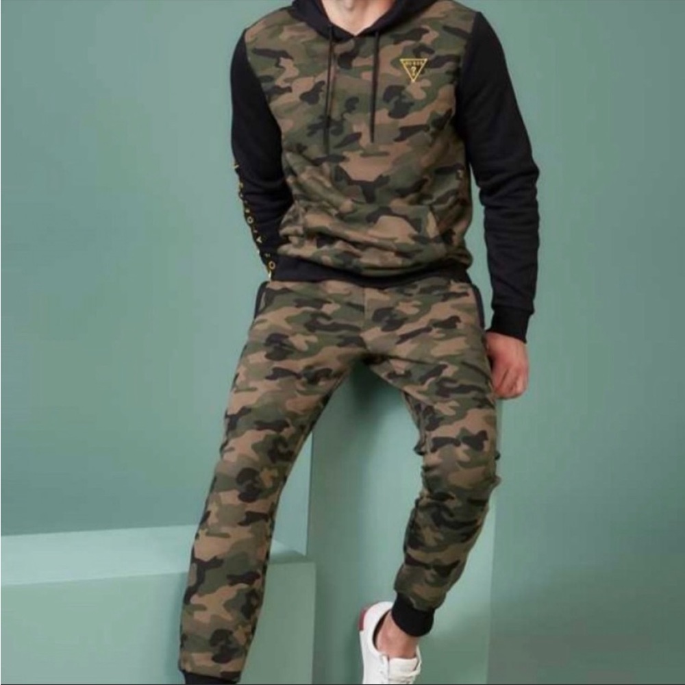 Guess joggers